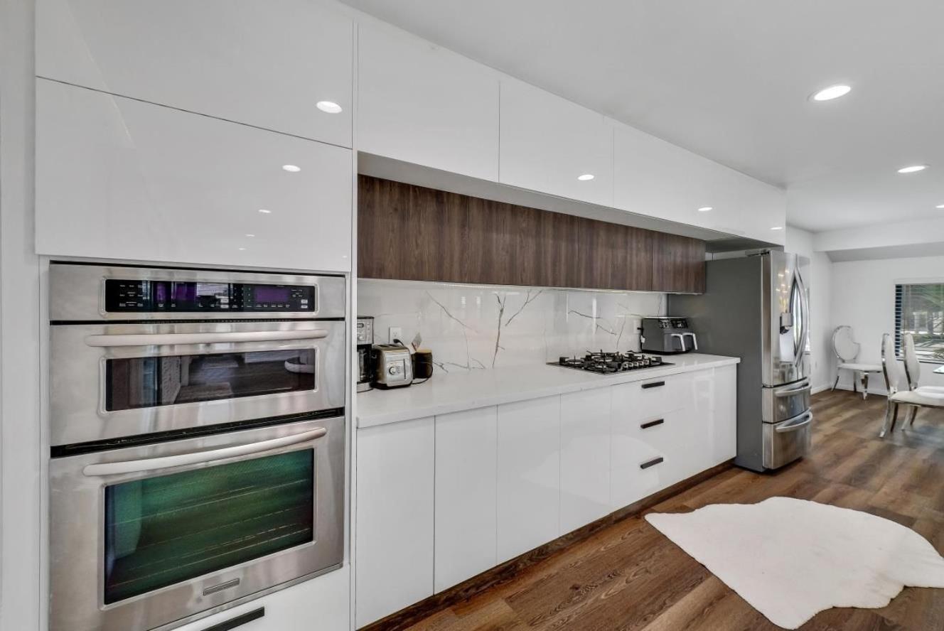 Luxury 4 Bedroom Villa Huntington Beach